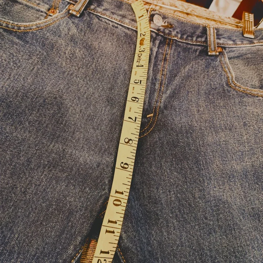 Levi's Men's 517 Bootcut Mid Rise Regular Fit Boot Cut Jeans - Dark Stonewash - Picture 4 of 10